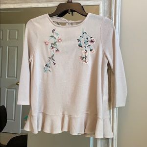 Ruffled quarter sleeve lace tie top